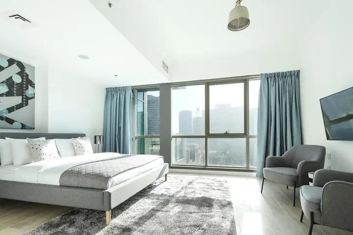 Дубай: Superior and Upgraded 1BR in Heart of Marina!