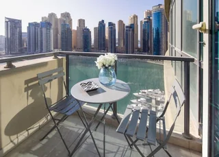 Дубай: Superior and Upgraded 1BR in Heart of Marina!