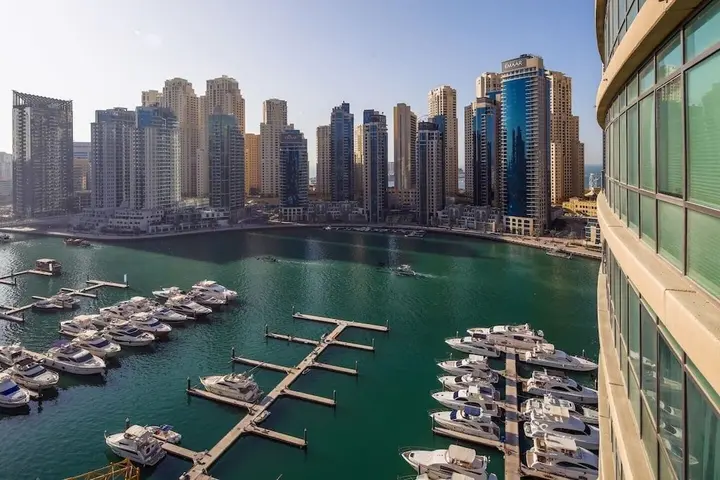 Дубай: Superior and Upgraded 1BR in Heart of Marina!