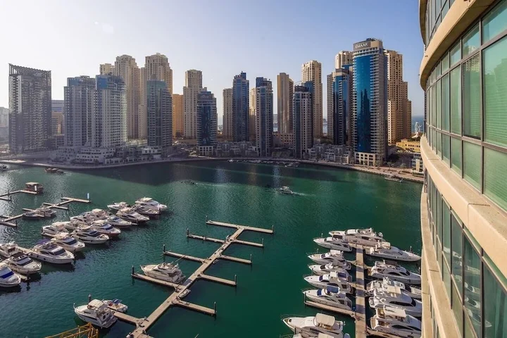 Дубай: Superior and Upgraded 1BR in Heart of Marina!