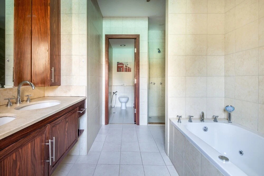 Дубай: Spectacular 2BR in Upscale Burj Khalifa District