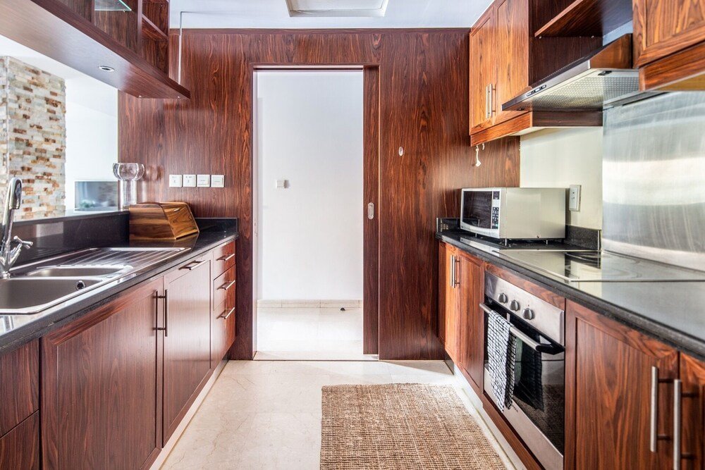 Дубай: Spectacular 2BR in Upscale Burj Khalifa District