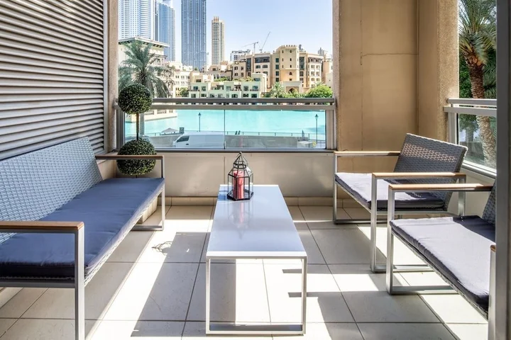 Дубай: Spectacular 2BR in Upscale Burj Khalifa District