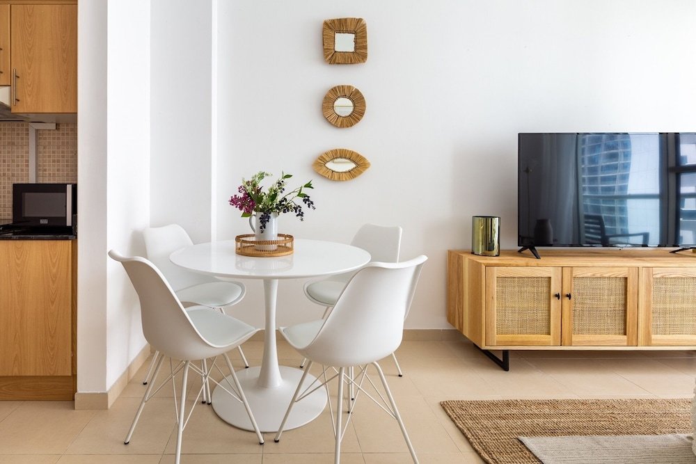 Дубай: Dazzling & Picturesque 1BR Apartment In Business Bay