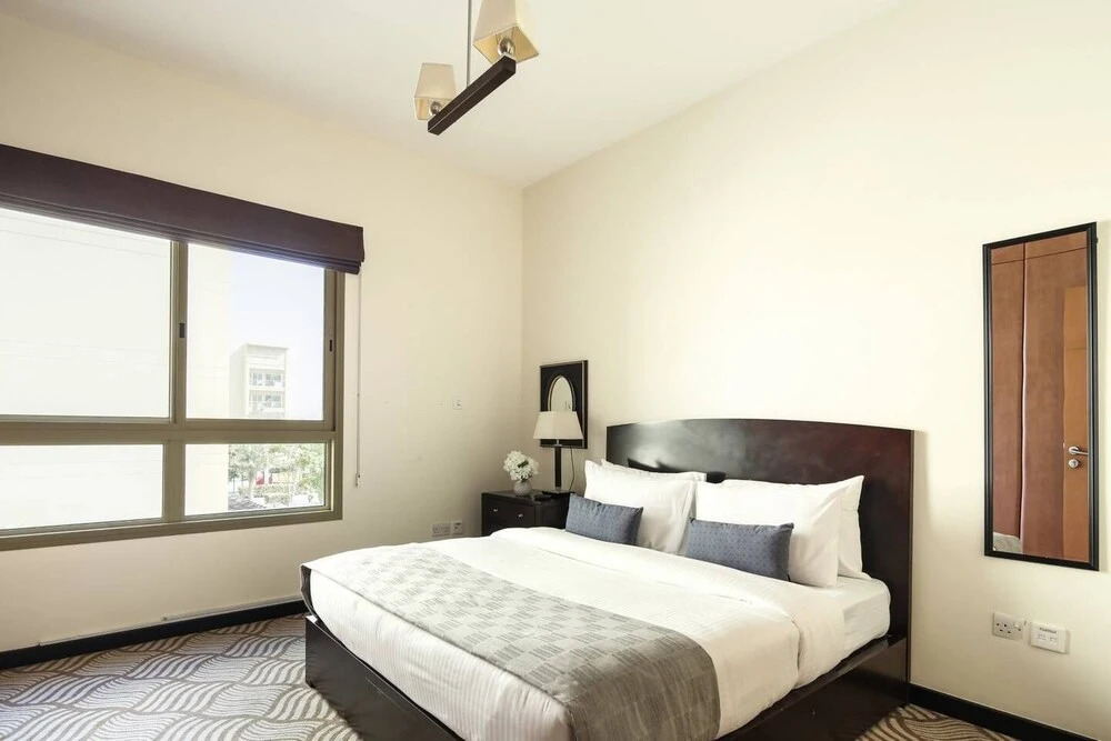 Дубай: Spacious 1BR in Beautiful Greens! Sleeps 6
