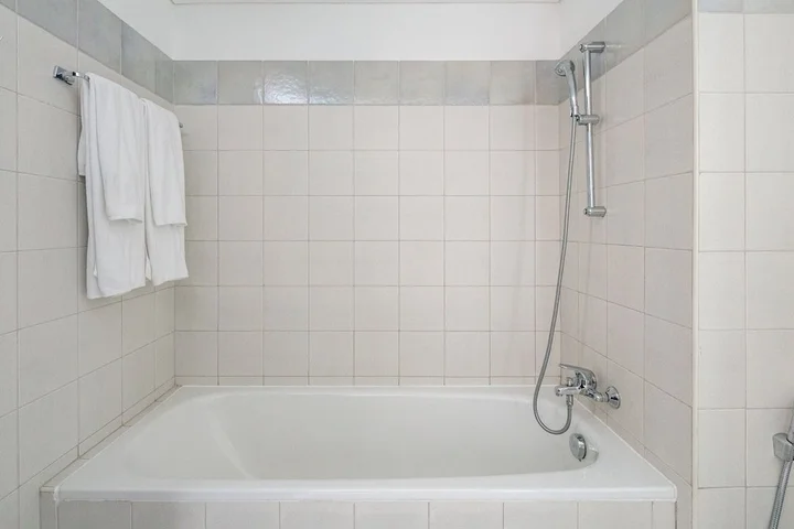 Дубай: Modern + Bright 2BR With Dubai Marina Views!