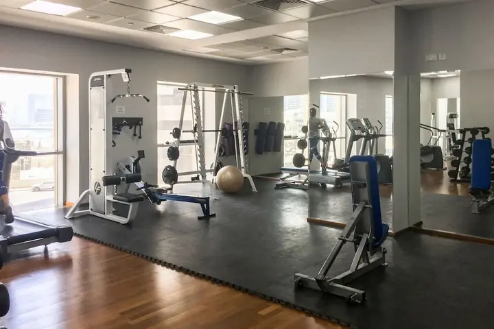 Дубай: Modern + Bright 2BR With Dubai Marina Views!