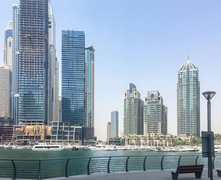 Дубай: Modern + Bright 2BR With Dubai Marina Views!