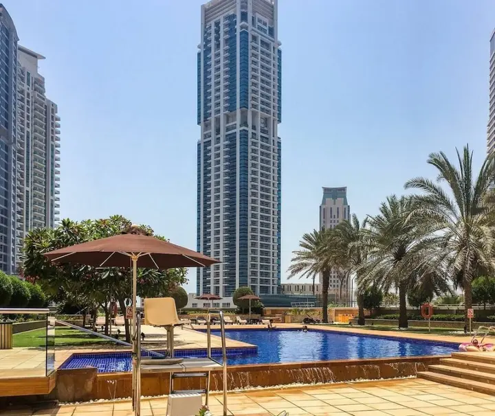 Дубай: Modern + Bright 2BR With Dubai Marina Views!