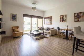 Дубай: Spacious 1BR in The Greens!