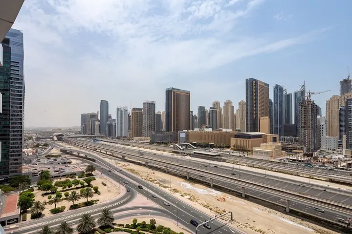 Дубай: Visually Unique 1BR Apartment in JLT - Sleeps 4!
