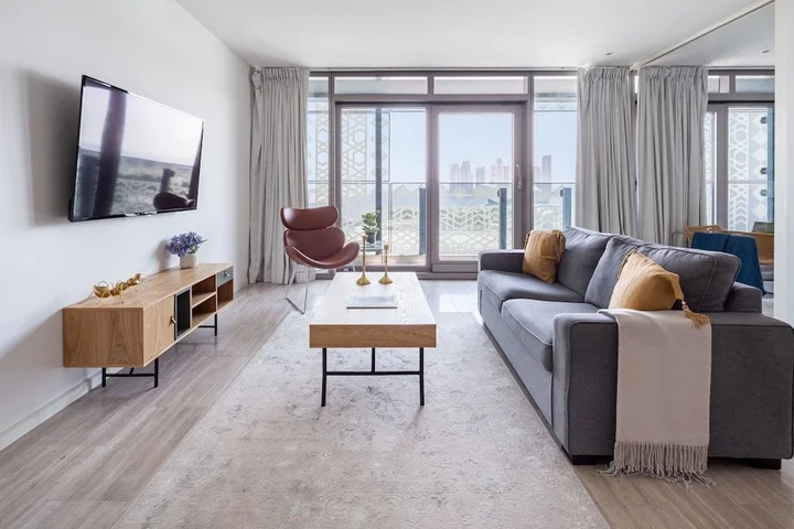 Дубай: Superb And Modern 1BR on a Premier Waterfront Location!