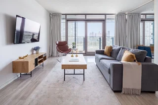 Дубай: Superb And Modern 1BR on a Premier Waterfront Location!