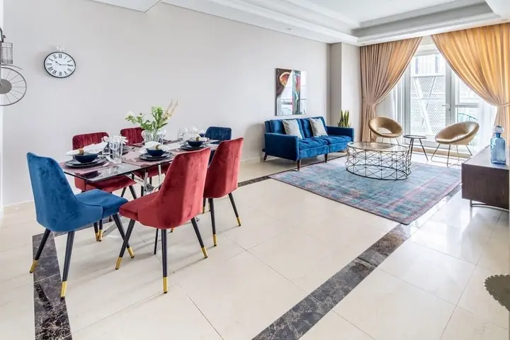 Дубай: Chic 3BR With Study in The Heart of Downtown Dubai!