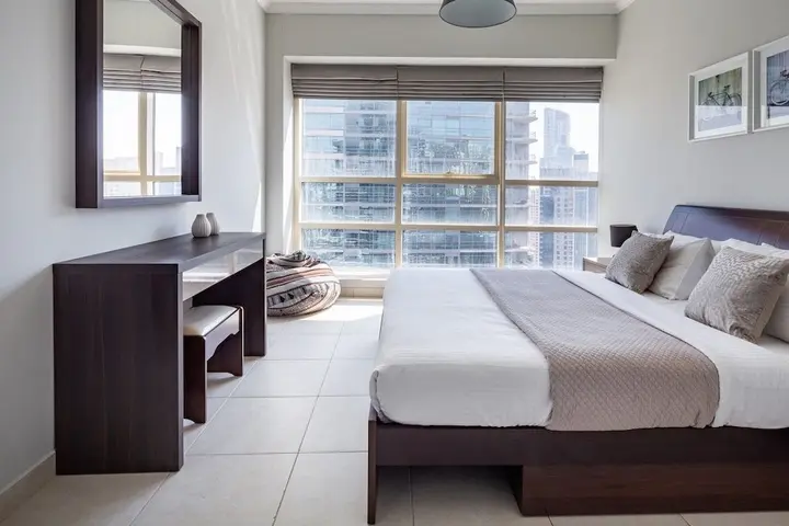 Дубай: Stylish + Bright 1BR With Dubai Marina Views!