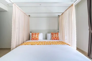 Дубай: Regal & Modern 2BR With Study in Downtown Dubai - Sleeps 5!