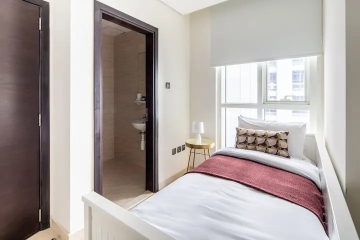 Дубай: Regal & Modern 2BR With Study in Downtown Dubai - Sleeps 5!