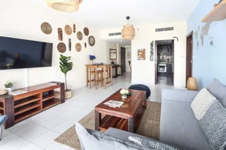 Дубай: Trendy & Modern 1BR in Marina - Sleeps 4!