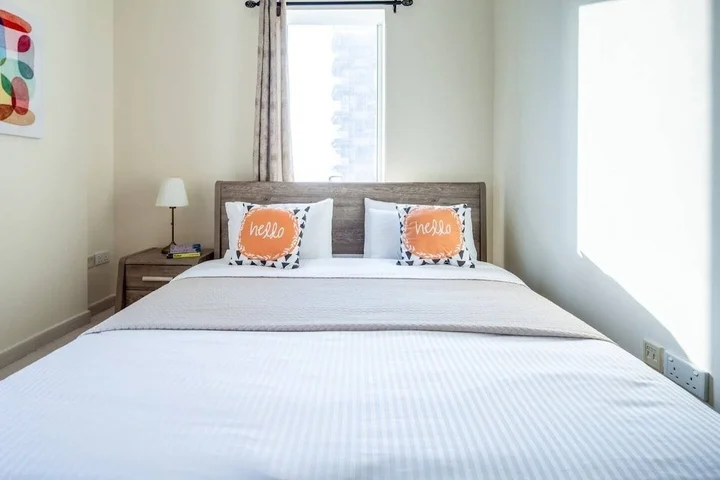 Дубай: Lovely 1BR in Sports City With Golf Course Views!