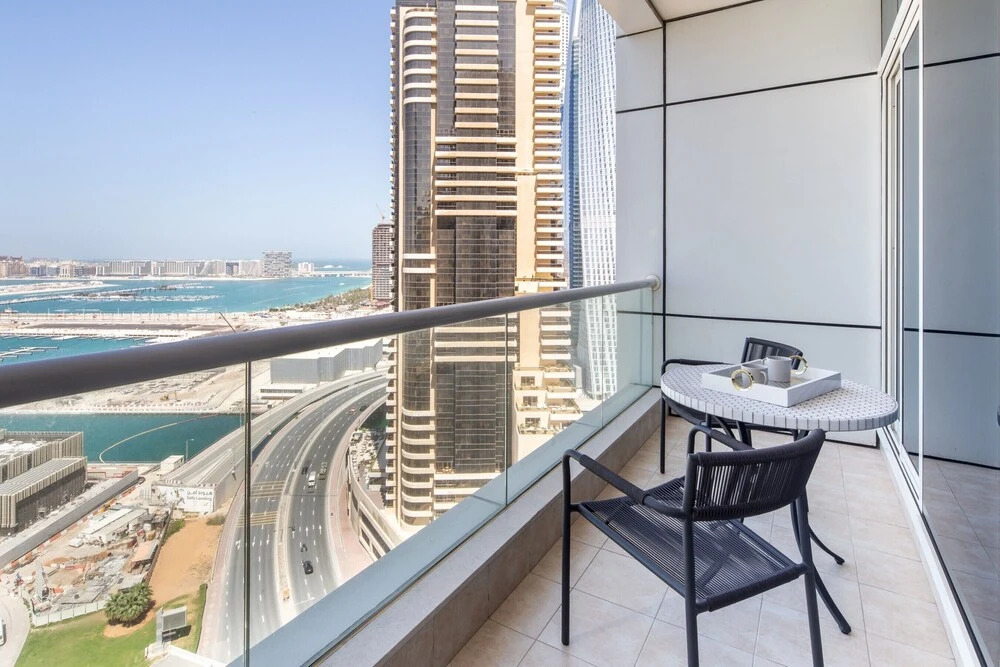 Дубай: Exceptional 2BR Apartment in Dubai Marina