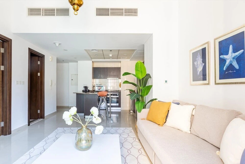 Дубай: Flashy & Vibrant 1BR Apartment in Dubai Marina!