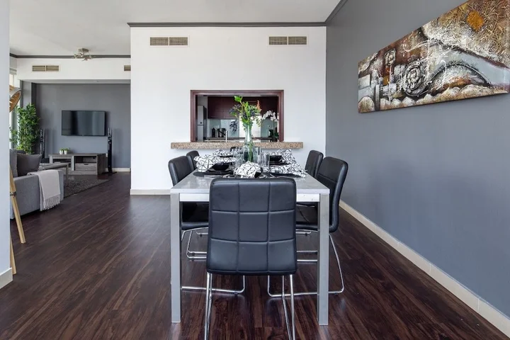 Дубай: Sophisticated 2BR With Stunning Burj Khalifa Views