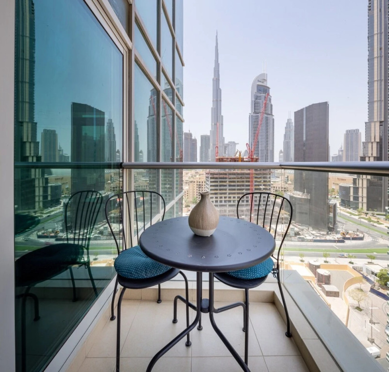 Дубай: Sophisticated 2BR With Stunning Burj Khalifa Views