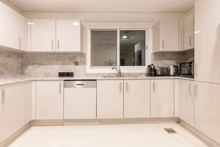 Дубай: Bright & Spacious 3BR With Study in Downtown - Sleeps 7!