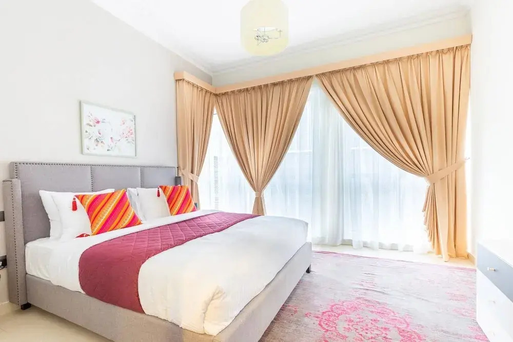Дубай: Bright & Spacious 3BR With Study in Downtown - Sleeps 7!