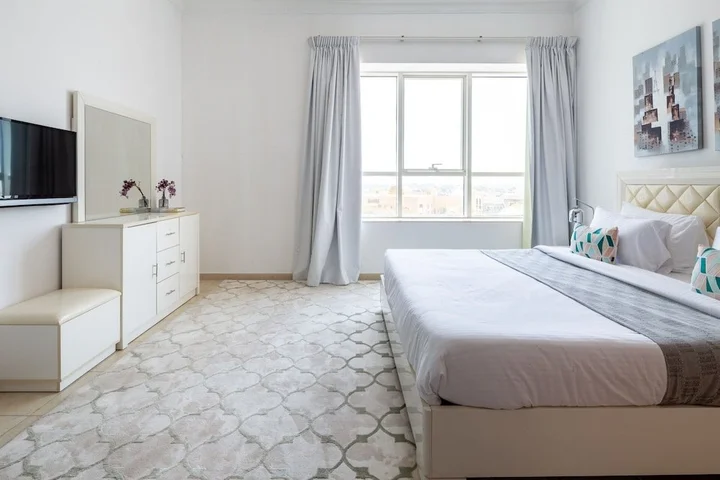 Дубай: Premier 1BR Apartment in JLT - Sleeps 3!