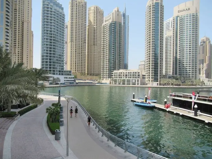 Дубай: Elegantly Modern 1BR With Lovely Marina Views!