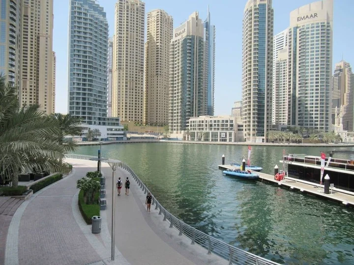 Дубай: Elegantly Modern 1BR With Lovely Marina Views!