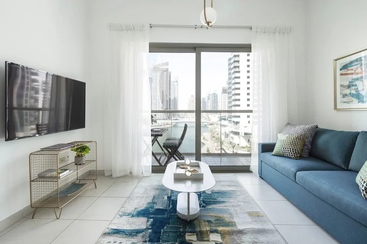 Дубай: Elegantly Modern 1BR With Lovely Marina Views!