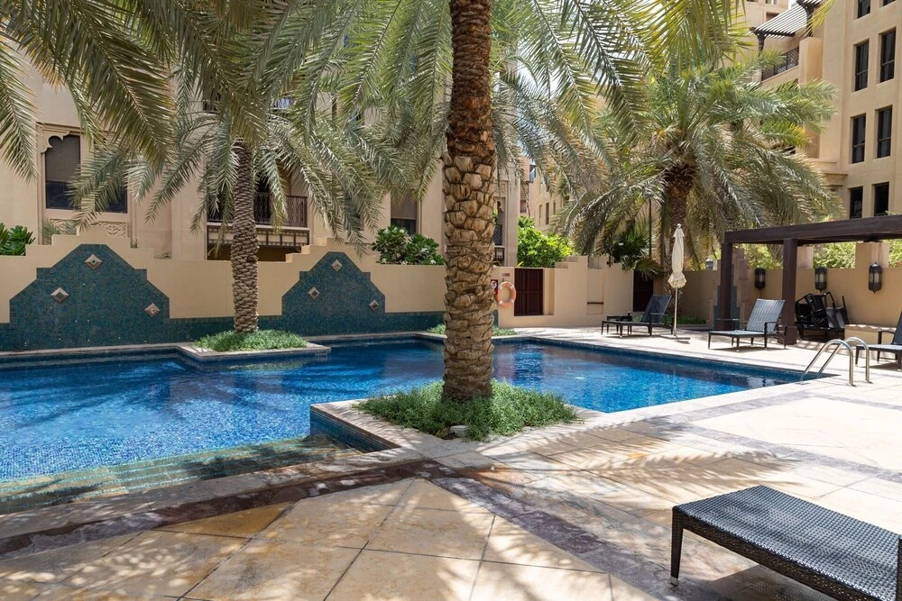 Дубай: Luxurious 1BR in Reehan - Old Town Dubai!