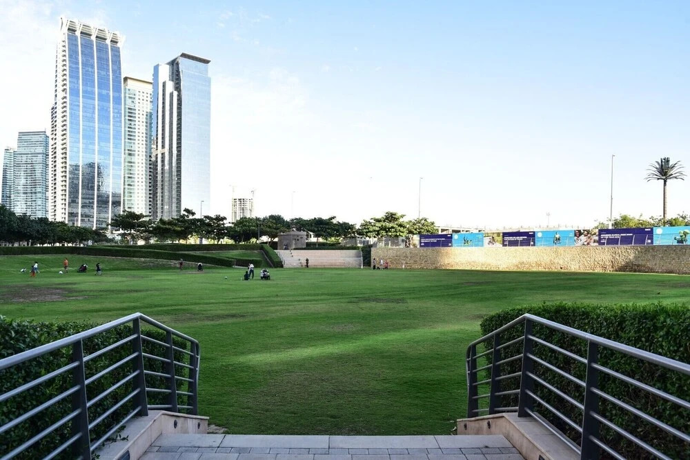 Дубай: Remarkable & Upscale Living in This 1BR Apartment at JLT