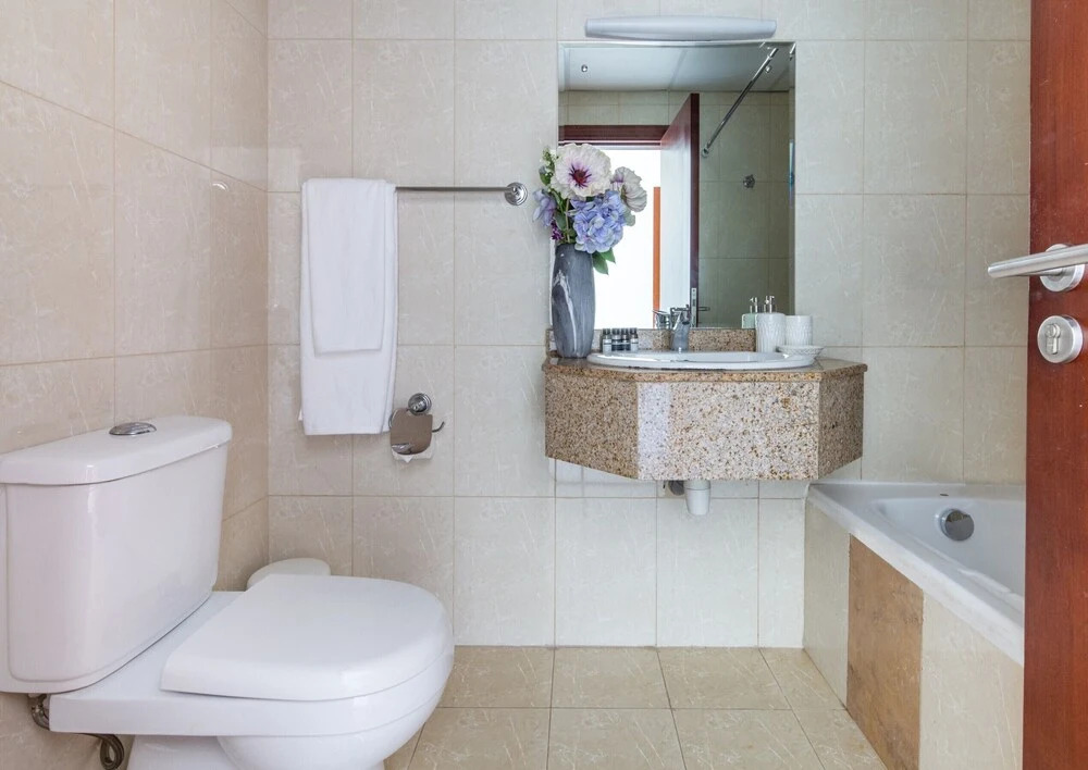 Дубай: Remarkable & Upscale Living in This 1BR Apartment at JLT