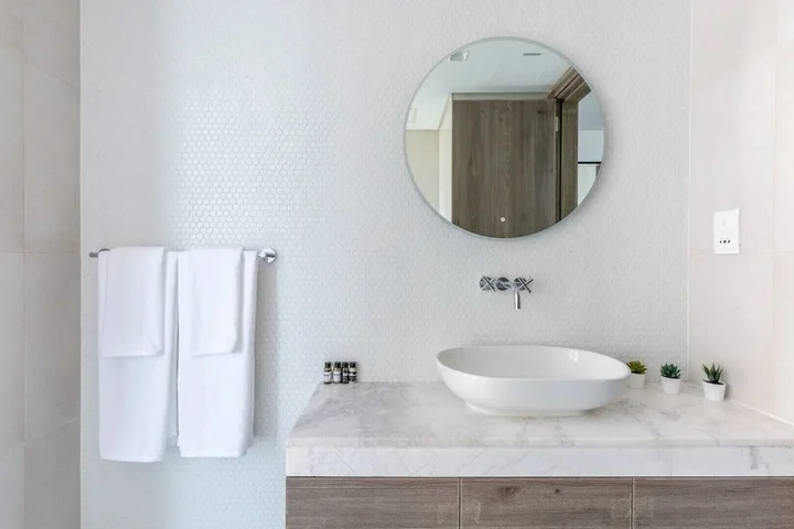 Дубай: Stylish 2BR Apartment by the Beach - The Palm Jumeirah