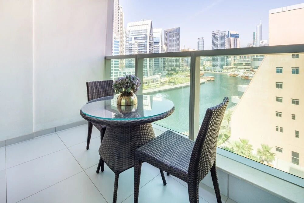 Дубай: Vibrant & Ultramodern 1BR Apartment - Dubai Marina