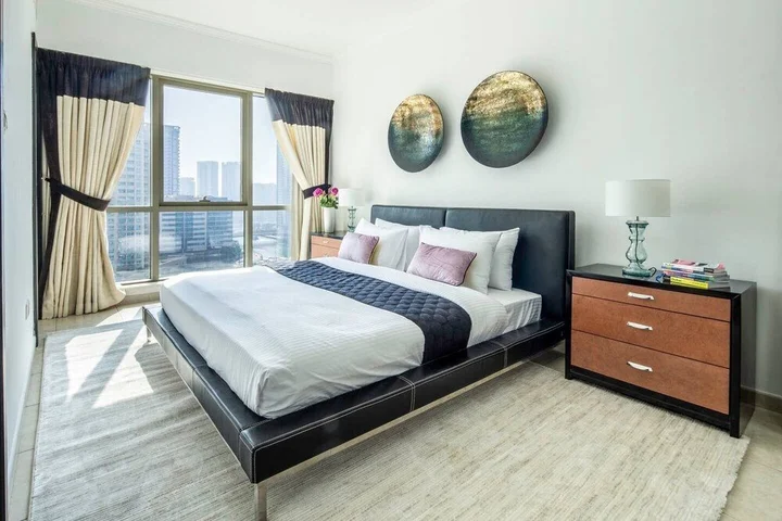 Дубай: Striking 1BR in Dubai Marina - Minutes From Beach