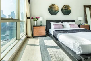 Дубай: Striking 1BR in Dubai Marina - Minutes From Beach
