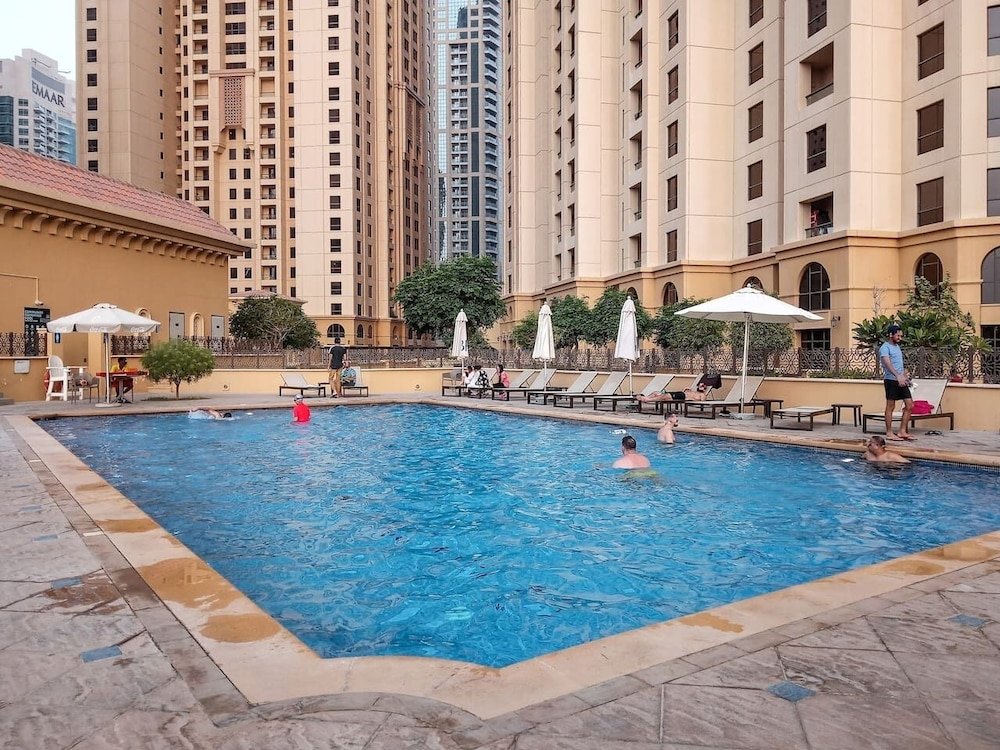 Дубай: Splendid & Elegant 4BR in JBR - Sleeps 8!