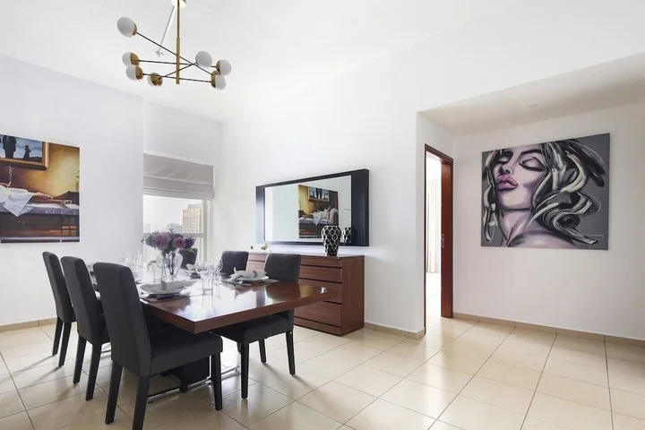 Дубай: Splendid & Elegant 4BR in JBR - Sleeps 8!