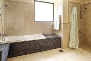 Дубай: Splendid & Elegant 4BR in JBR - Sleeps 8!