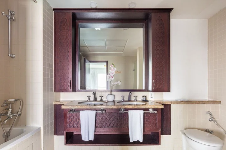 Дубай: Stellar 2BR Apartment With Dazzling Views Of The Burj Khalifa