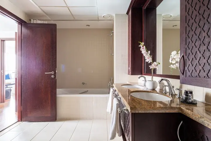Дубай: Stellar 2BR Apartment With Dazzling Views Of The Burj Khalifa