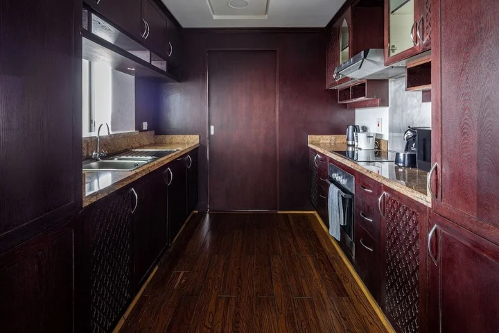 Дубай: Stellar 2BR Apartment With Dazzling Views Of The Burj Khalifa