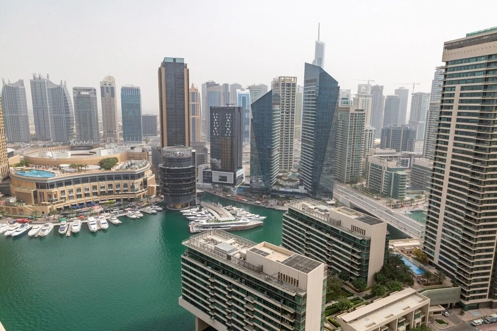 Дубай: Radiant & Alluring 1BR Apartment W/ Marina Views