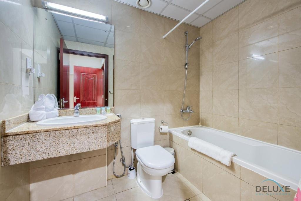 Дубай: Elegant and Modern 1BR in Dubai Marina!