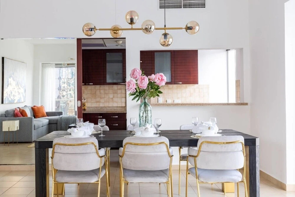 Дубай: Visually Stunning 2BR in Dubai Marina - Sleeps 5!