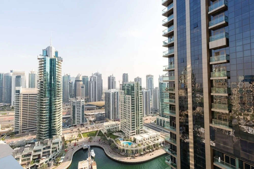 Дубай: Visually Stunning 2BR in Dubai Marina - Sleeps 5!